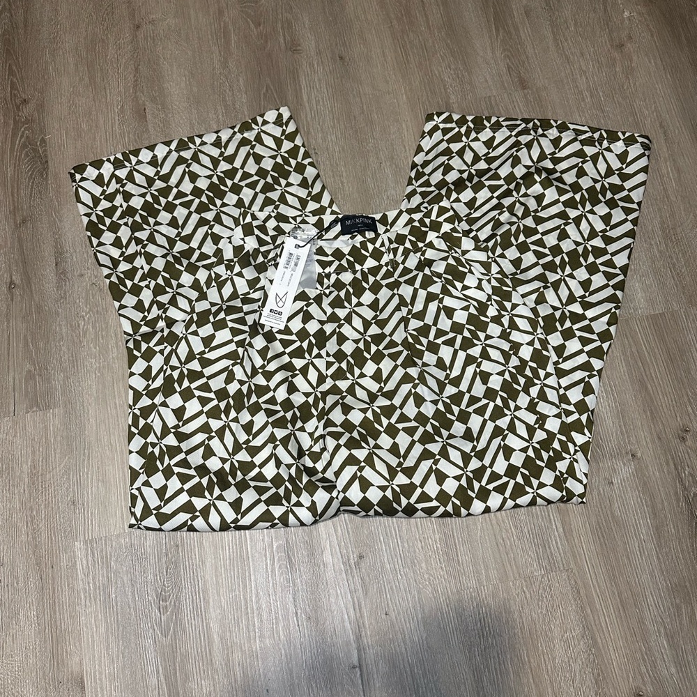 MINKPINK NWT Olive and White Geometric Trousers Size XS 👑